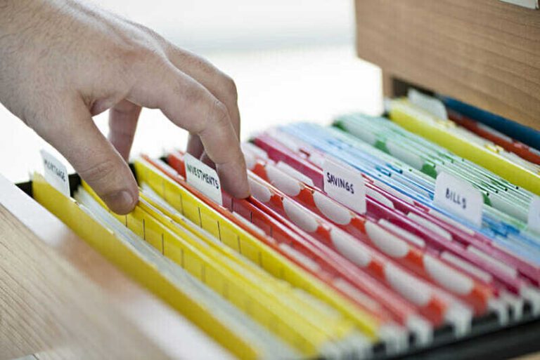Qué formatos y procedimientos necesito para realizar mi solicitud